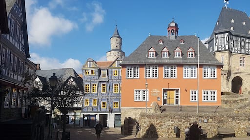 Kanzleitor, Burg- und der Schlossfelsen, ehemalige, Burganlage
