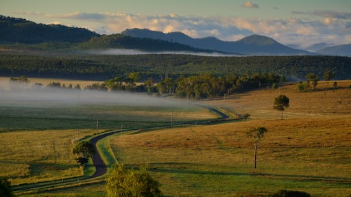 View of the hills surrounding Grandchester in Ipswich and the Scenic Rim