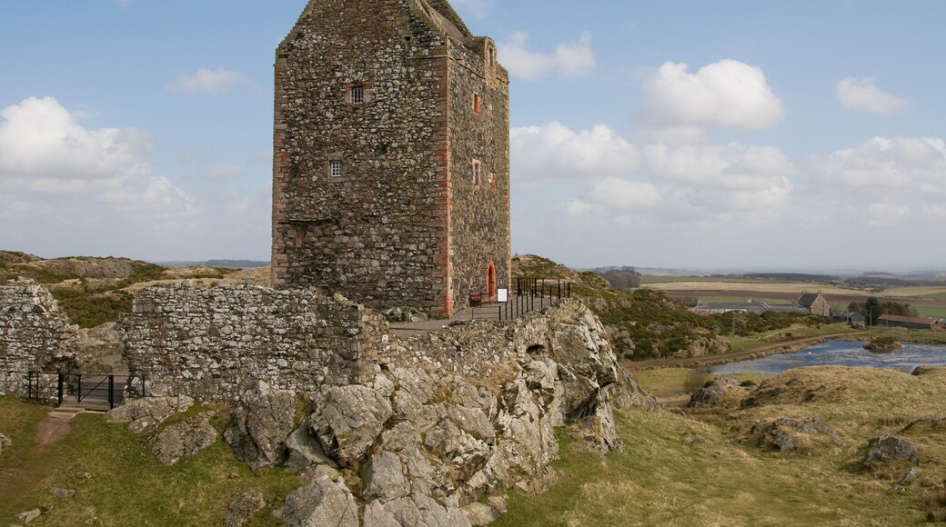 Smailholm Tower from the West