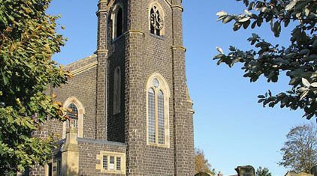 Yetholm Parish Church This 1836 Gothic style building is constructed in whin rubble with sandstone dressings and replaced an earlier building on this site.