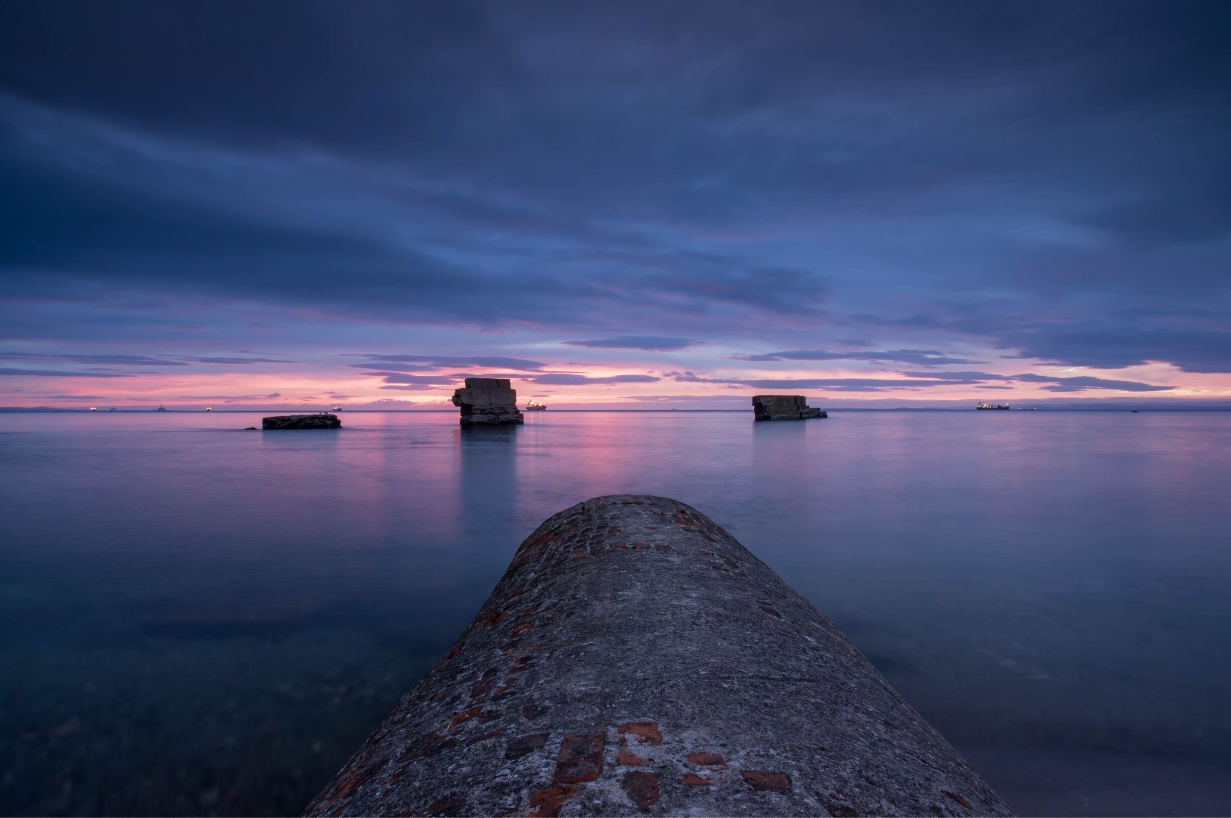 06:30 September sunrise looking over the Firth of Forth