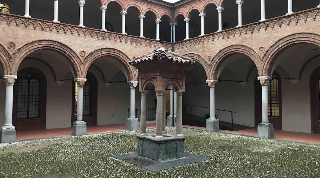 In this ancient cloister in the Lodi’s old hospital you find a unique museum where on display are anatomical human body parts mummified by doctor Paolo Gorini in the 19th century.
