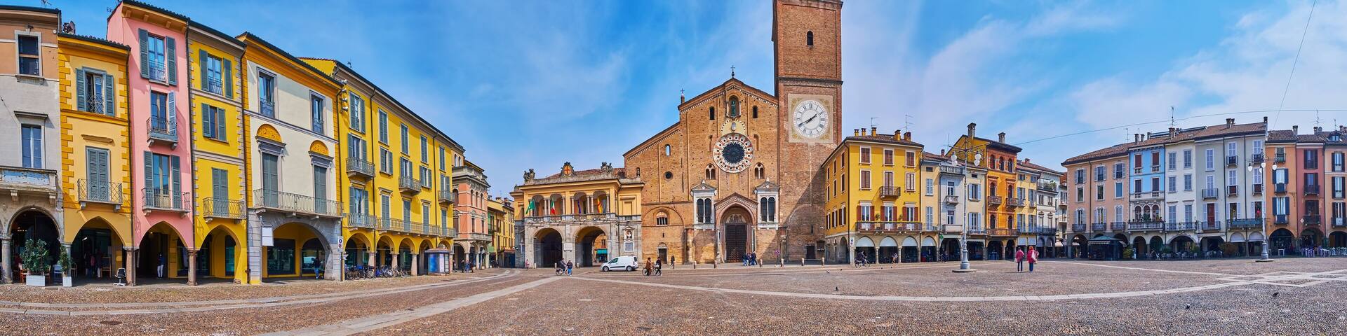 Landmarks of Piazza della Vittoria, Lodi, Italy