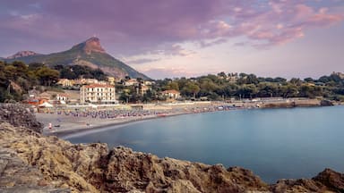 Maratea clouds sunset, Shutterstock ID 1190579581, SF SSA Case with Manager Approval: Case 07151371, Job: Prepay credit, Client/Licensee: , Other: