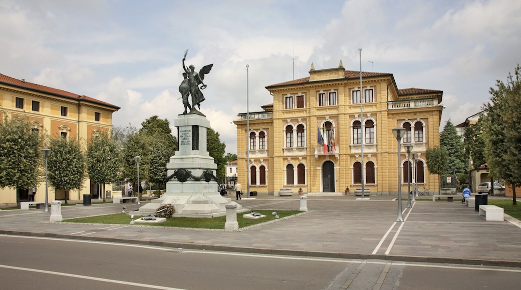 Piazza dei Caduti - Square of the Fallen in Mogliano Veneto. Italia