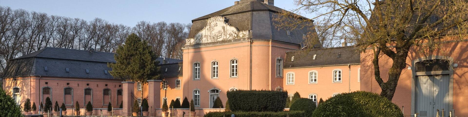 Moenchengladbach showing heritage architecture, a city and chateau or palace