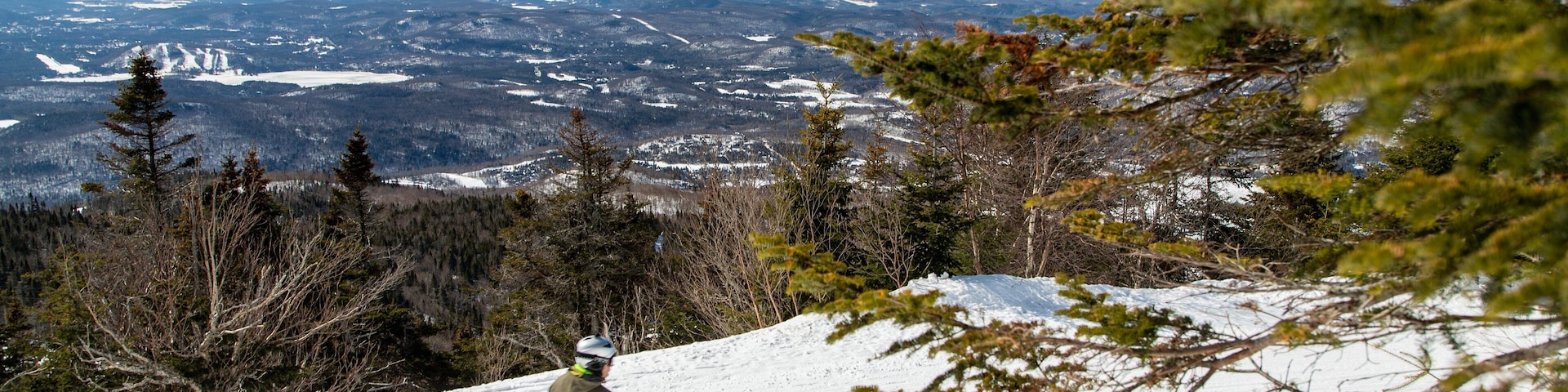Ski Mont-Tremblant which includes landscape views, snow and snow boarding