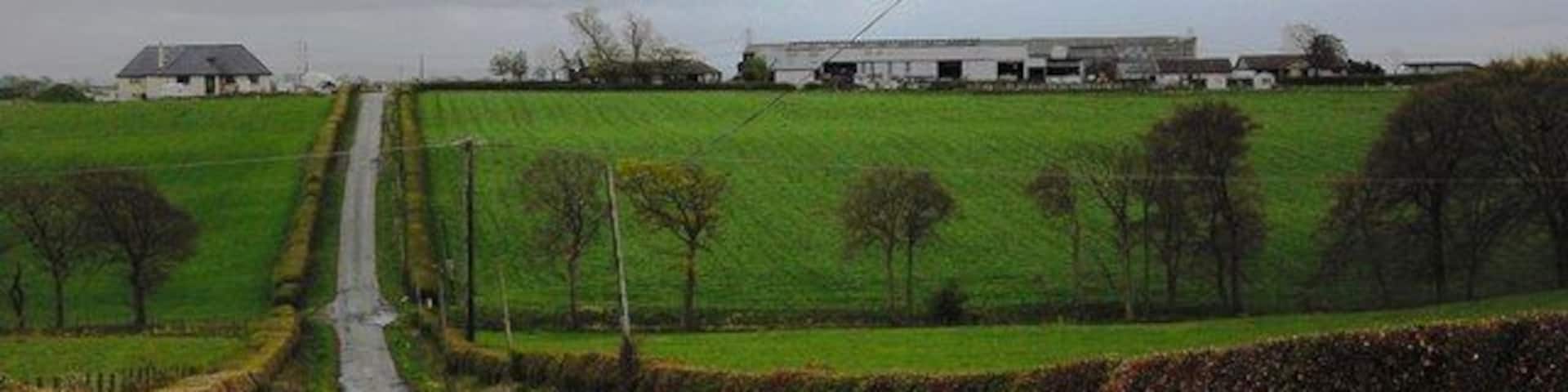 South Lanridge Farm As viewed from North Linrigg.