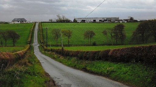 South Lanridge Farm As viewed from North Linrigg.