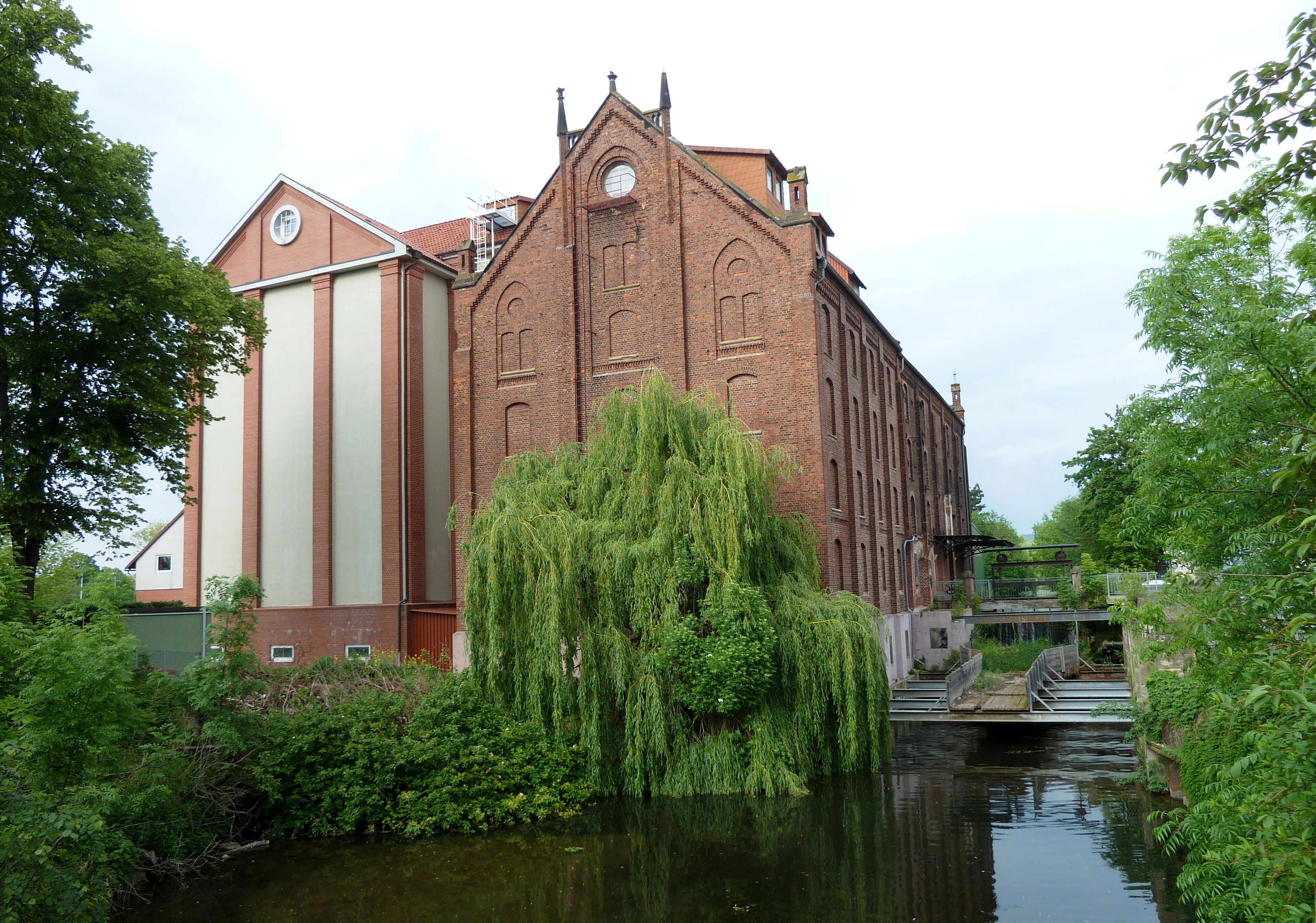 Rhumemühle am Rhumekanal in Northeim, Südniedersachsen. Erbaut 1865
