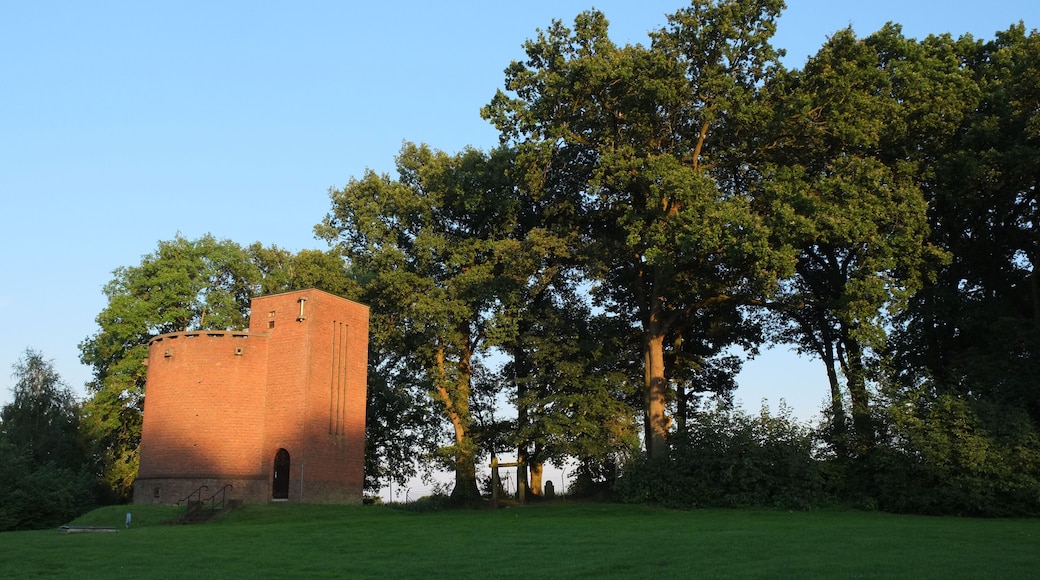 Sun is setting at the water tower of Ootmarsum (Overijssel, The Netherlands). Build in 1934, it reminds us of the style of the Amsterdam school. It lies next to the Jewish cemetery on the Kuipersberg