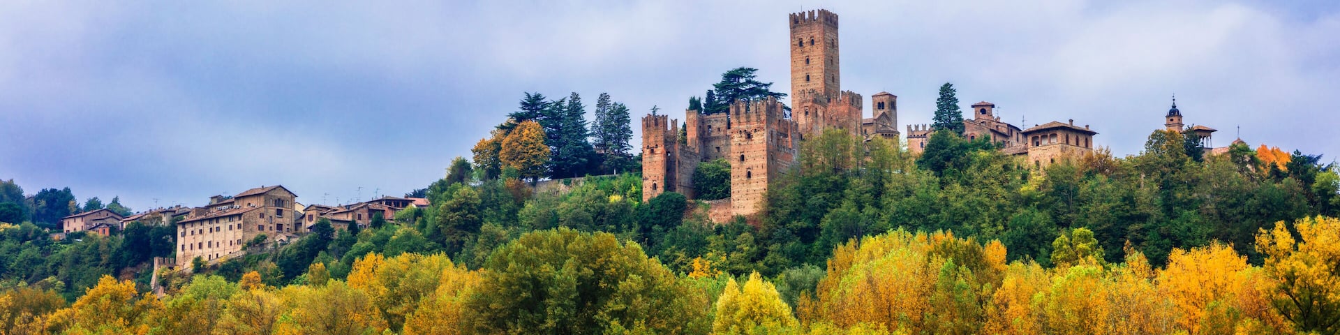 Medieval towns and castles of Italy - Castell'Arquato in Emilia-Romagna