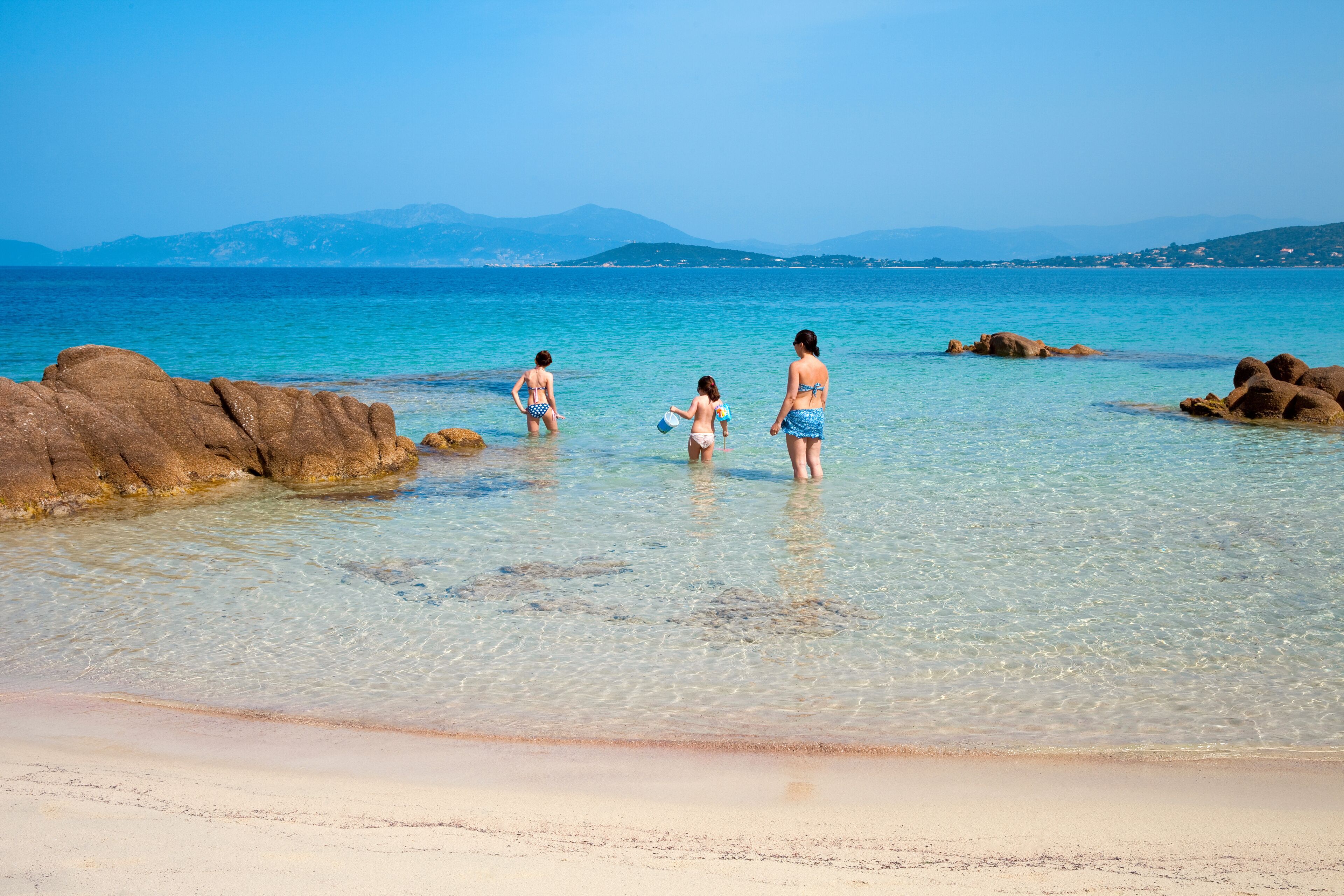 Paysage de plage en Corse
