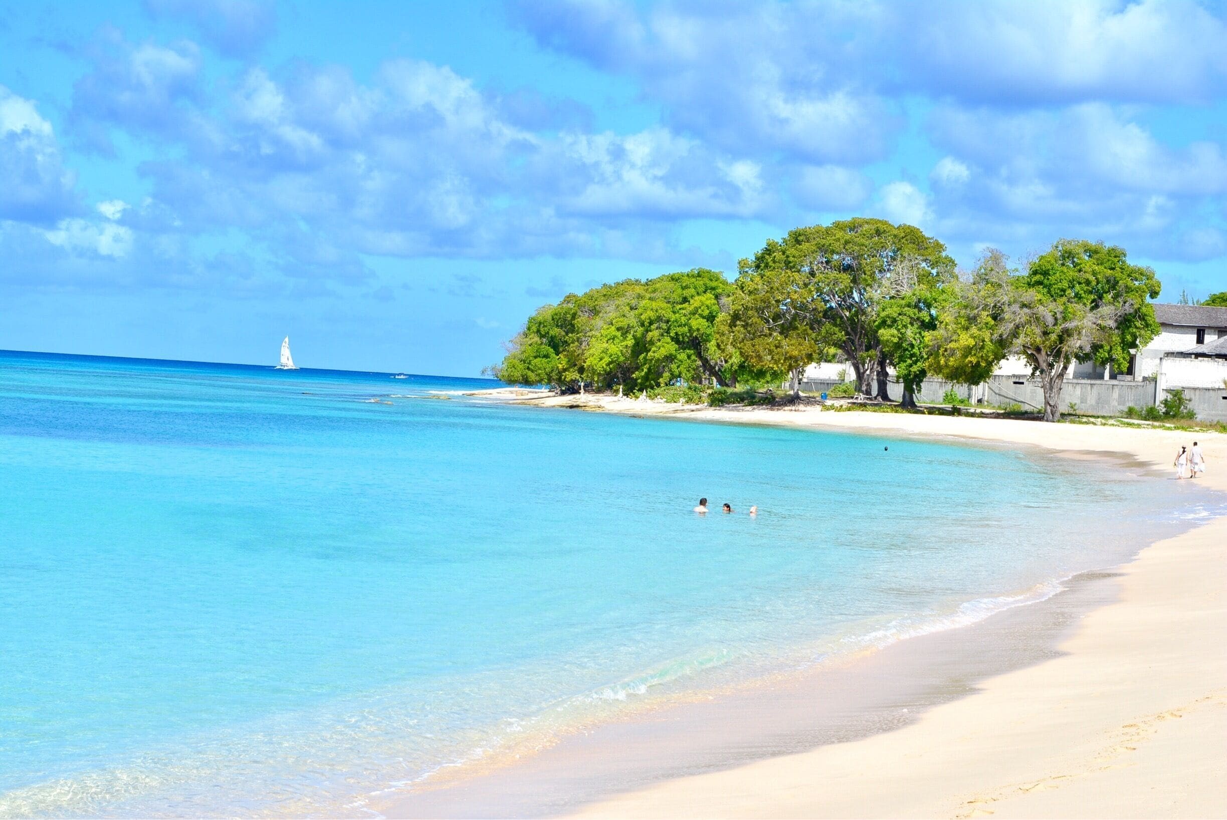 パラダイス ビーチ (ブリッジタウン) - ツアーとアクティビティ