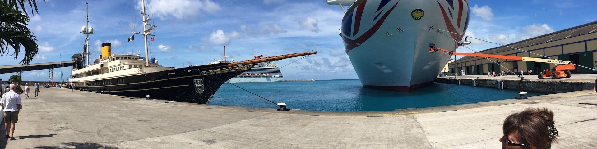 Brilliant place the harbour plenty going on and different ships always in port