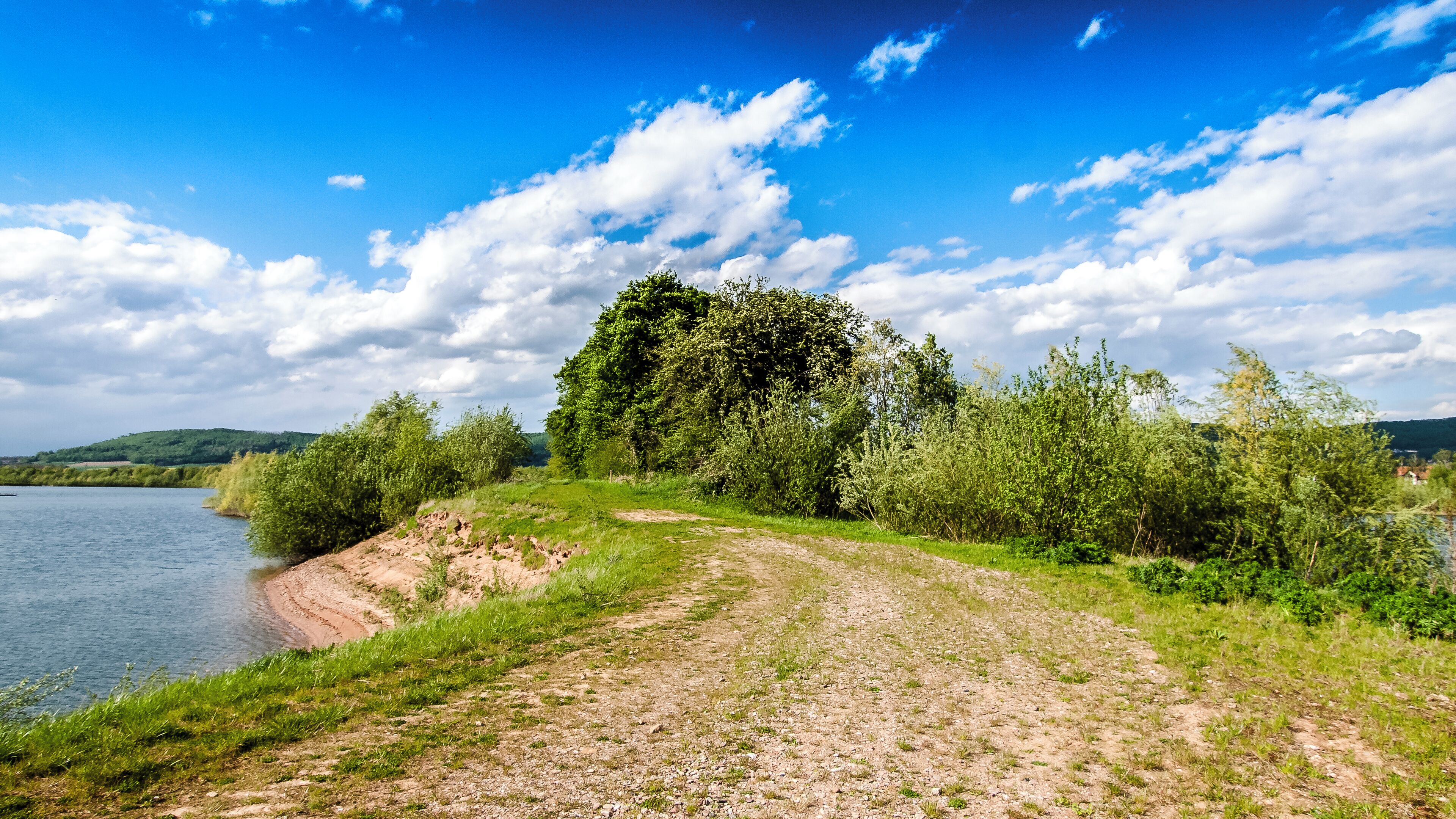 Naturschutzgebiet „Auenlandschaft Hohenrode“ (NSG HA 222) in Rinteln, Landkreis Schaumburg