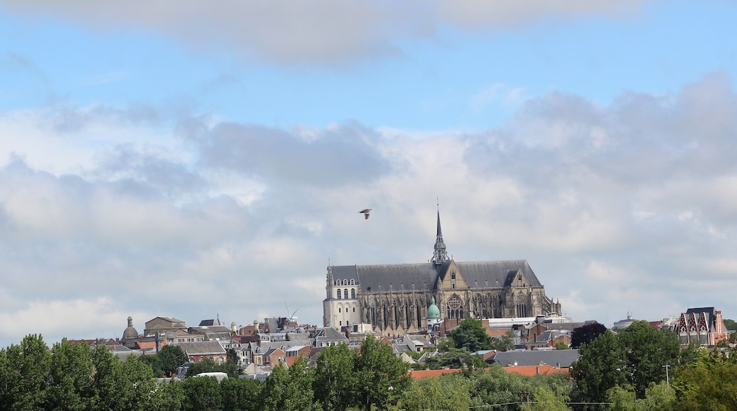 Basilique de Saint-Quentin / 02