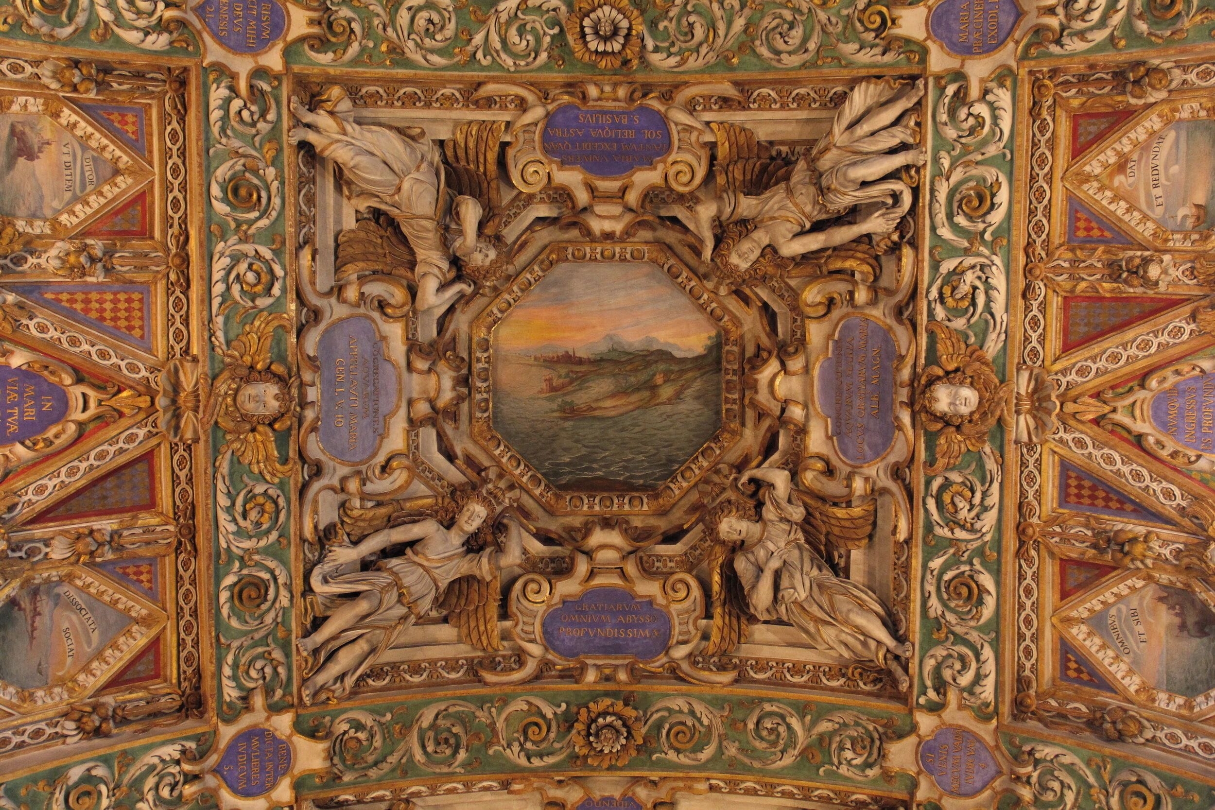 Santuario della Beata Vergine dei Miracoli, Saronno, Lombardy, Italy Santuario della Beata Vergine dei Miracoli Native name Santuario della Beata Vergine dei Miracoli Location Saronno, Lombardy, Italy Coordinates 45° 37′ 35.04″ N, 9° 01′ 32.88″ E Established 8 May 1498 Web page www.santuariodisaronno.it Authority control : Q3471763