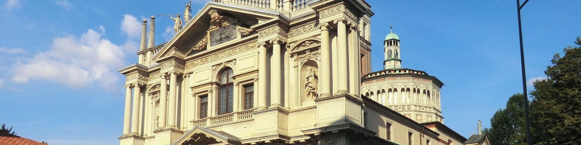 Santuario della Beata Vergine dei Miracoli, Saronno, Lombardy, Italy Santuario della Beata Vergine dei Miracoli Native name Santuario della Beata Vergine dei Miracoli Location Saronno, Lombardy, Italy Coordinates 45° 37′ 35.04″ N, 9° 01′ 32.88″ E Established 8 May 1498 Web page www.santuariodisaronno.it Authority control : Q3471763
