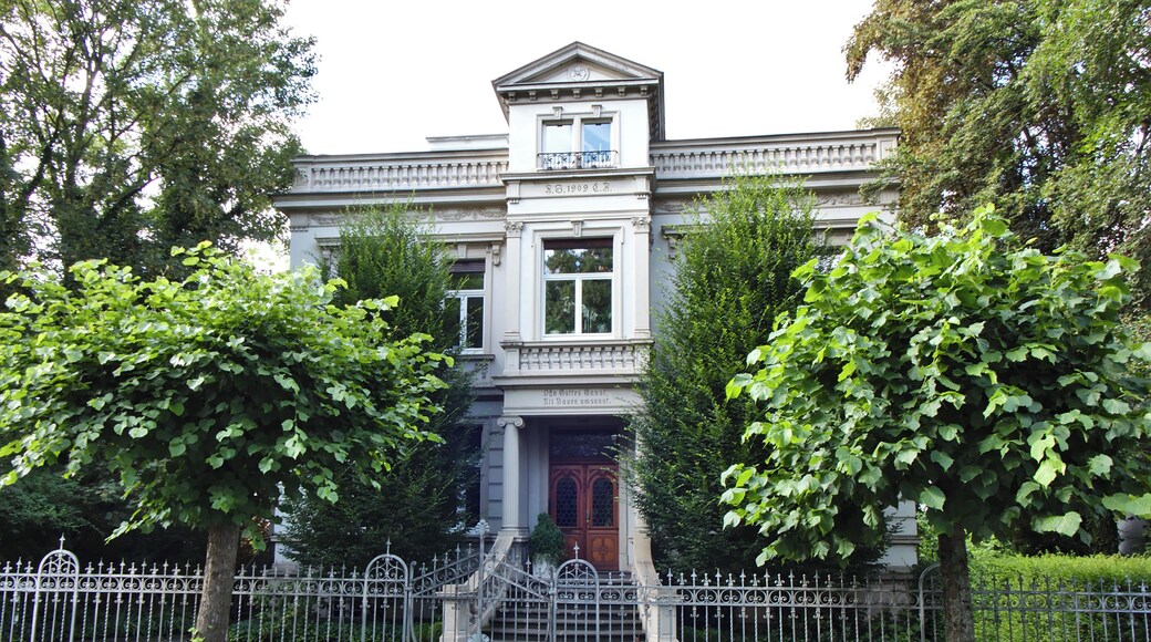 Denkmalgeschützte Villa, Barbarossastraße 25, Sinzig