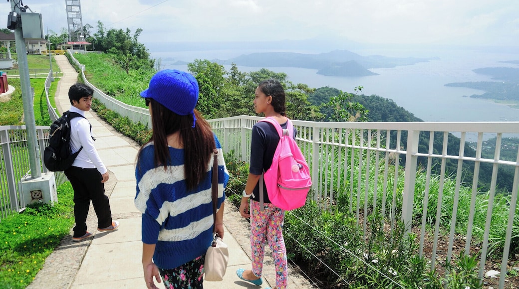 If you're looking for adventure and fun, this is the place to stop by in Tagaytay City. It comes with the perfect view too. #roadtrip