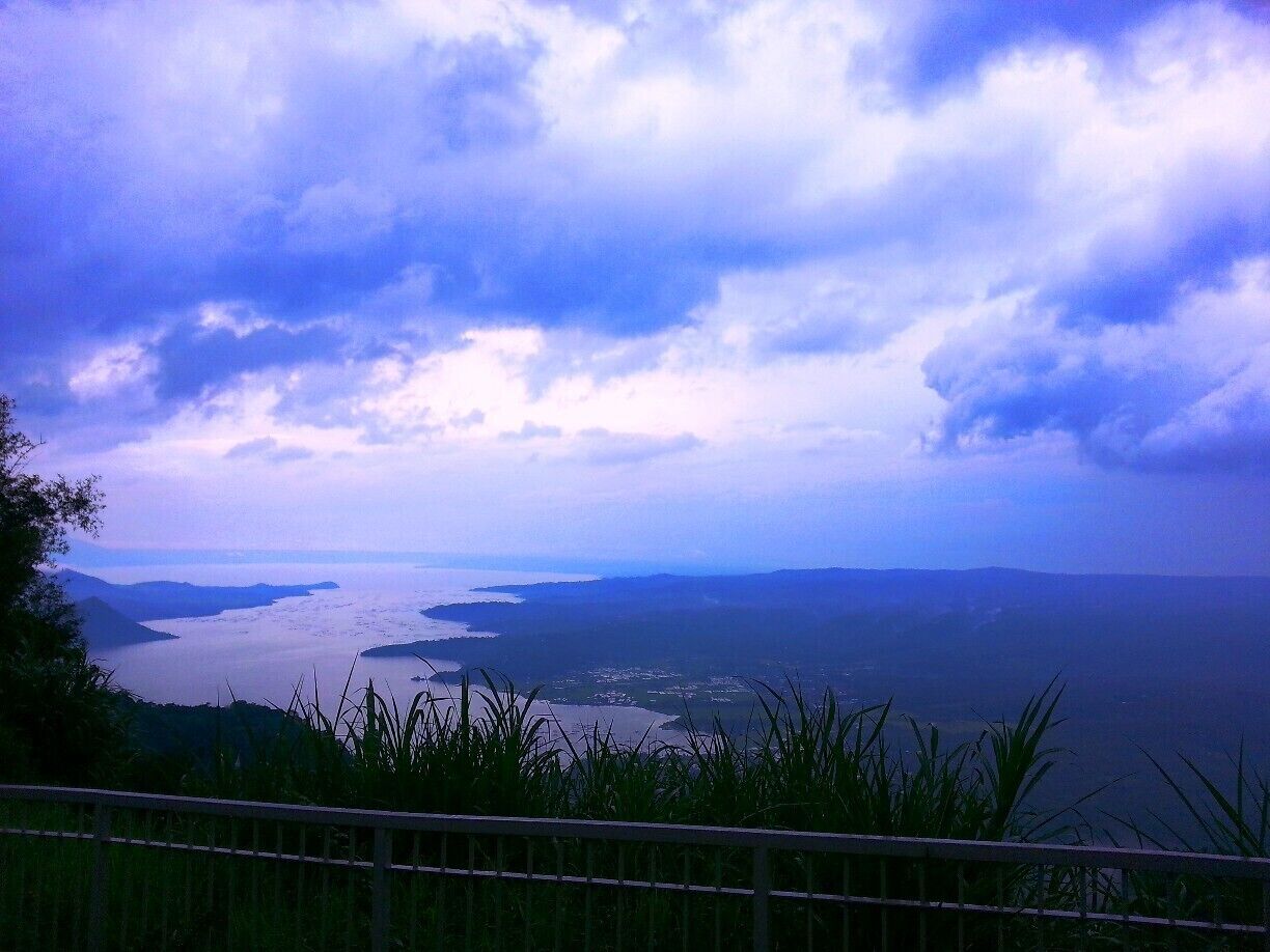the amazing taal lake