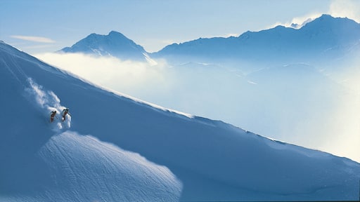 Zuers featuring snow skiing, mountains and snow