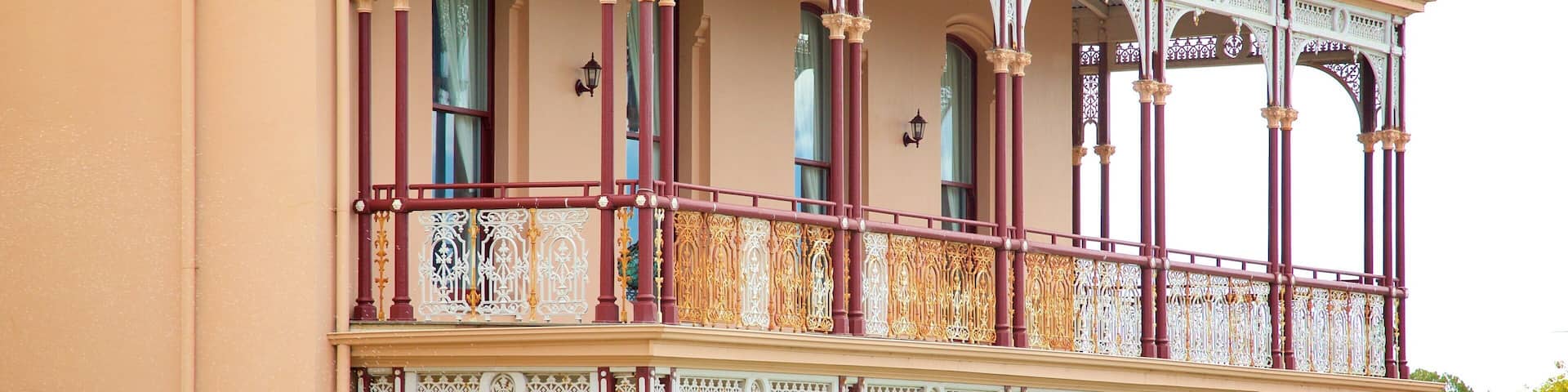Queenscliff featuring heritage elements