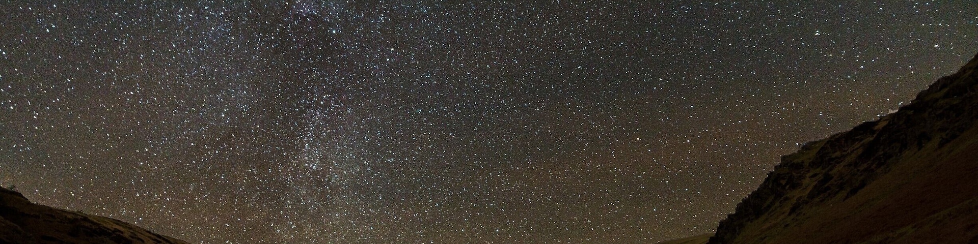 First time going out to do some astrophotography. The sky was so clear the view was amazing!. This place is pretty remote but worth getting to.
#bvsastro