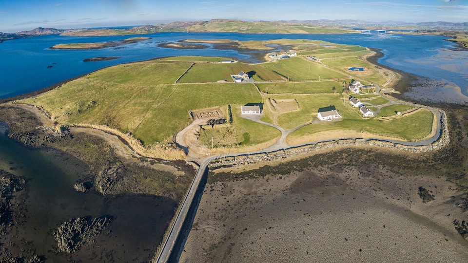 Luftaufnahme der irischen Insel Roy bei Downings, Donegal, Irland