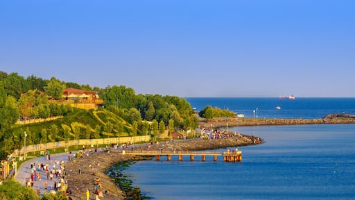 Istanbul, Marmara Sea, Turkey. View of the embankment
