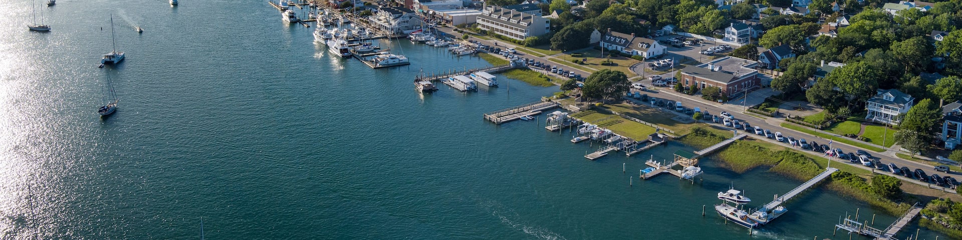 Aerial panoramic view of Beaufort, North Carolina and waterfront.