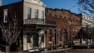 Downtown Bolivar Tennessee, County Seat of Hardeman County, established in 1825.