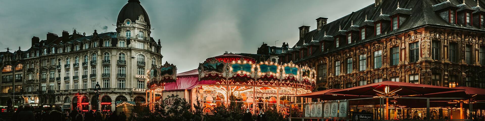 place théâtre nuit proche