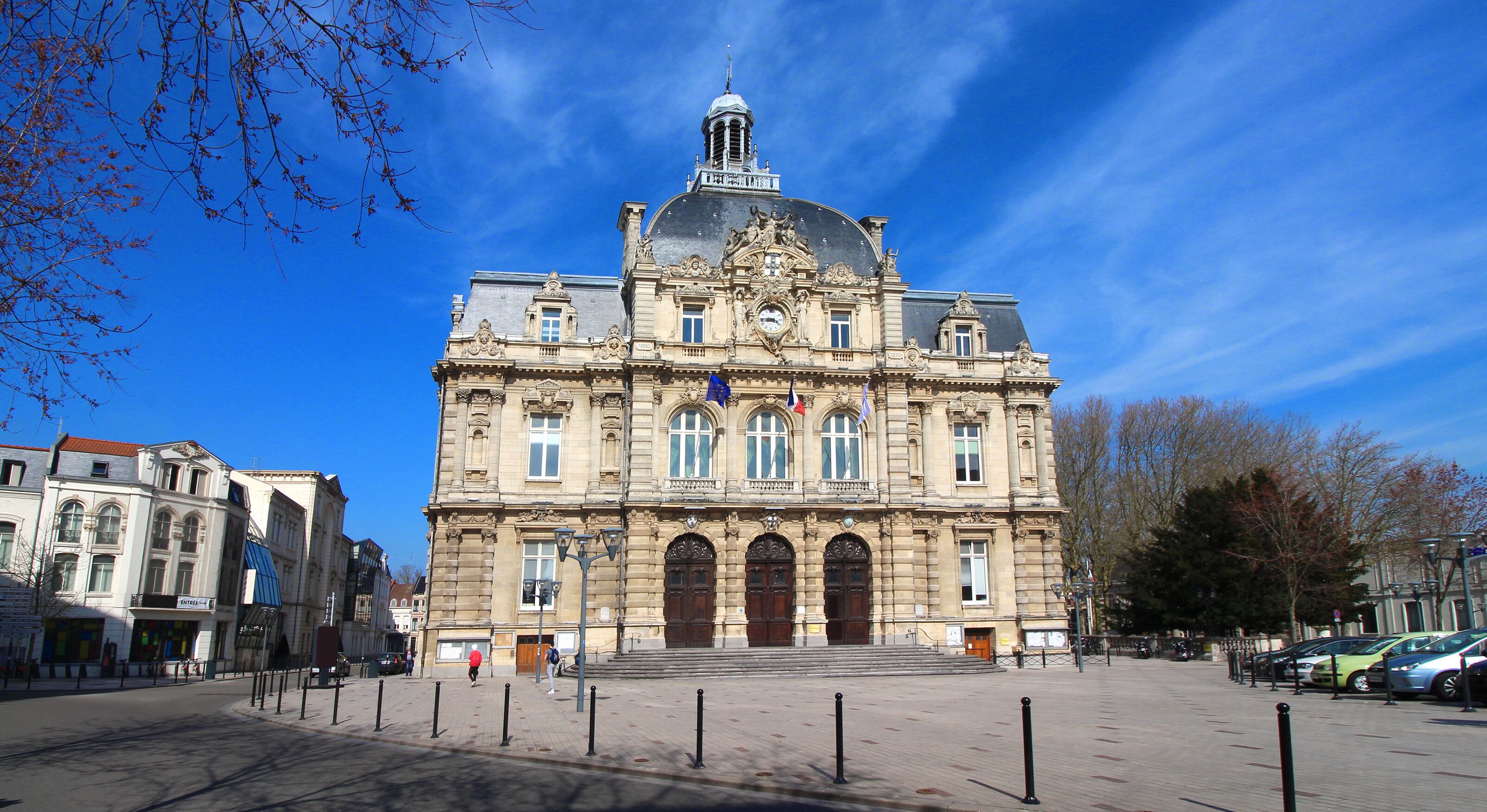 Tourcoing ( Hôtel de Ville ) / France	