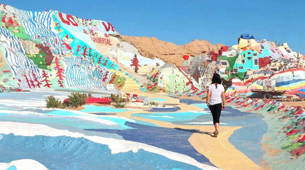 Welcome to Salvation Mountain. Please make sure you follow the yellow brick road as you walk through this man-made masterpiece.
-------------
Salvation Mountain is a hillside visionary environment created by local resident Leonard Knight in the California Desert . As his tribute to God and his message to the world that "God is Love". ❤🙏