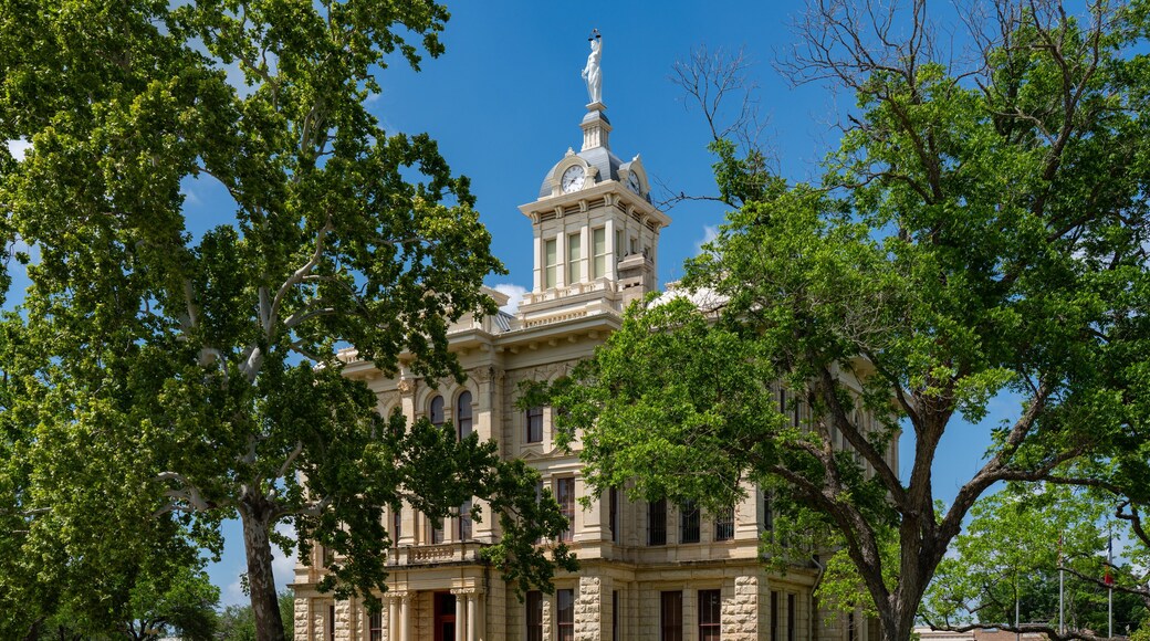 Cameron, Texas - Milam County Courthouse