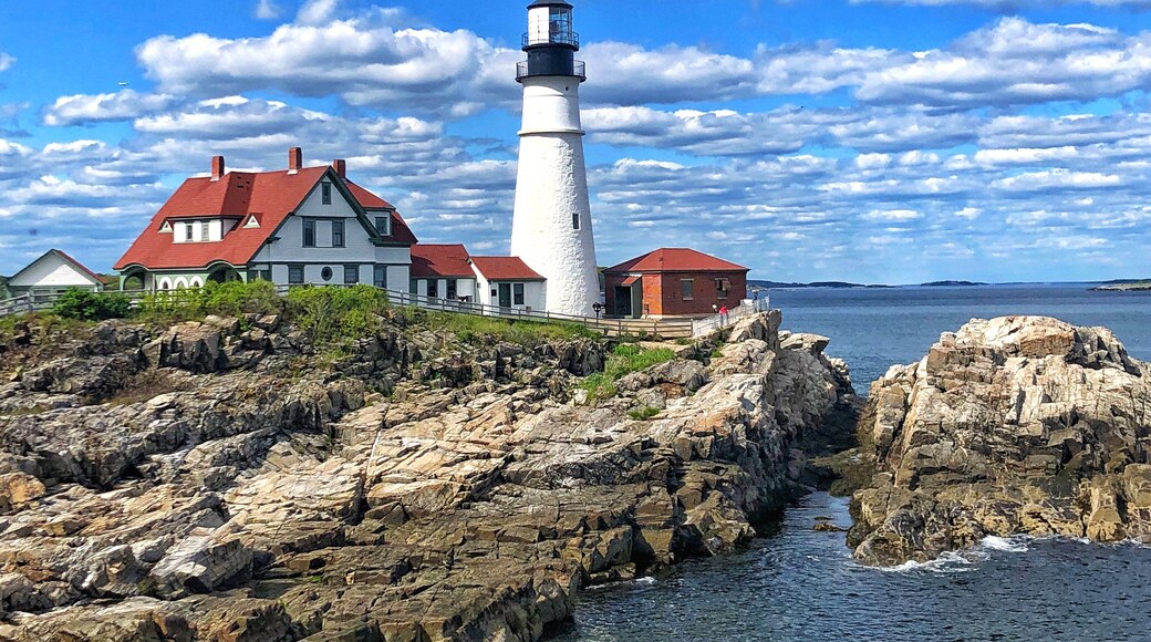 A little drive outside of Portland, Maine and you arrive at the oldest lighthouse in Maine.