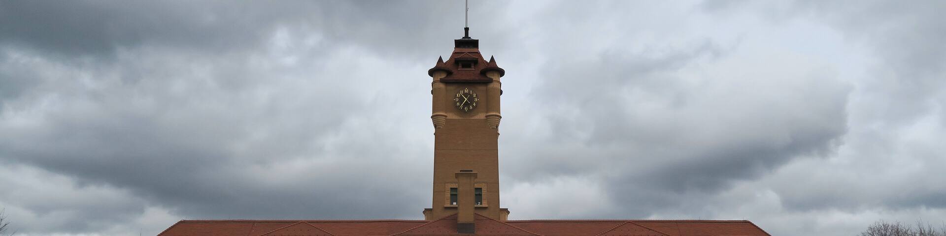 Union Station historical building facade view in Union Square Park