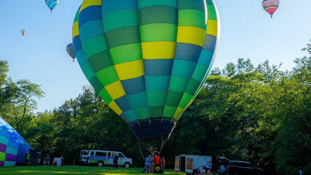hot air balloon