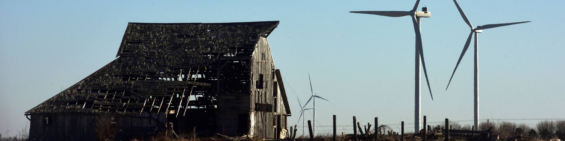 Iowa Barn and Windmills