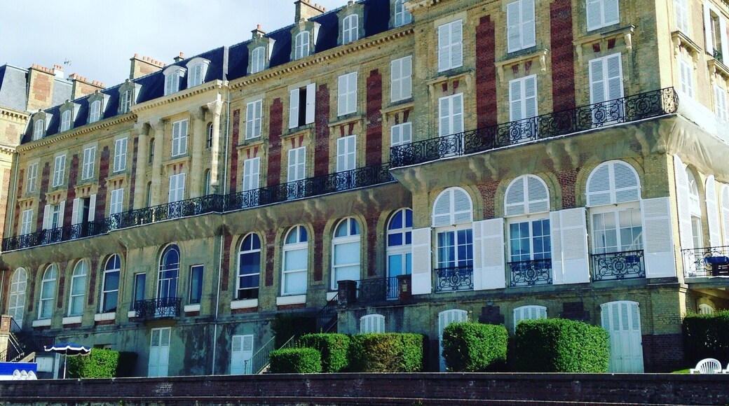 Wonderful hôtel in Normandie Nice for a romantic week-end