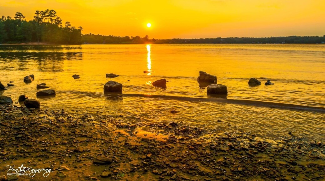 Sunset at Oxford dam