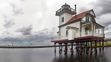 Panoramic image of Edenton, North Carolina Lighthouse, with blustery gray skies.