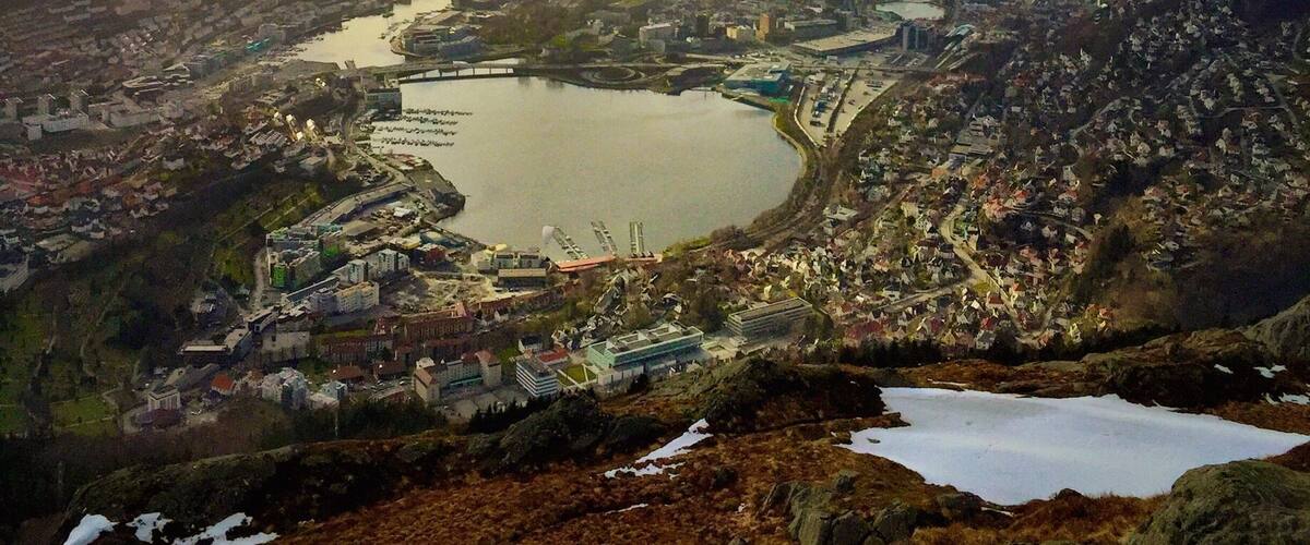 Beautiful views over Bergen from Mount Ulriken in Norway. đ