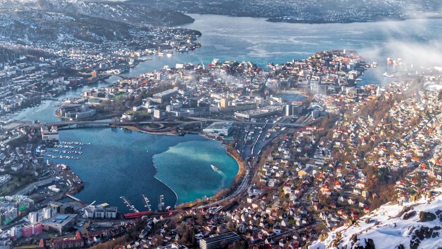 🏔️A view of Bergen above the clouds - Bergen - Hordaland - Norway🇳🇴
📷Nikon D7500 - ISO 100 - Nikkor 18-200mm lens f3.5-5.6 G - 18mm - f/22 6,0 sec - ND Filter
➡️It is said that Bergen is surrounded by the Seven Mountains🏔️ (Norwegian: De sys fjell), and it is often called “the city between the seven mountains”, but in fact it was the playwright🎭 Ludving Holberg who felt so inspired by the seven hills of Rome, that he decided that his home🏠 town must be blessed with a corresponding seven mountains.
🥾According to Bergen Mountain Association, these are the seven mountains around Bergen:
1️⃣Ulriken, 643 meters (2,109 feet).
2️⃣Fløyen -also called Fløyfjellet-, 400 meters (1,313 feet).
3️⃣Løvstakken, 477 meters (1,565 feet).
4️⃣Damsgårdsfjellet, 350 meters (1,148 feet)
5️⃣Sandviksfjellet, 417 meters (1,368 feet)
6️⃣Lyderhorn, 396 meters (1,299 feet)
7️⃣Rundemanen, 560 meters (1,837 feet)
⁉️In any case, which mountains🏔️ belong to the group is unclear, because several of the them are part of the same mountain massif⛰️, and locals👨👩👧👦 still argue which seven they are.
❓Did you know that If you own a television📺 in Norway🇳🇴, you have to pay an annual licensing fee💶 of NOK 3,038.56