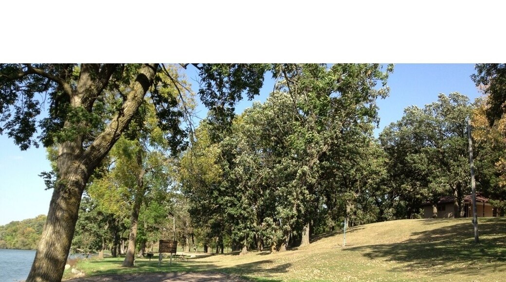 Residing on the eastern shores of Crystal Lake, this beautiful park features a small beachfront, large picnic area, a playground and a frisbee golf course.