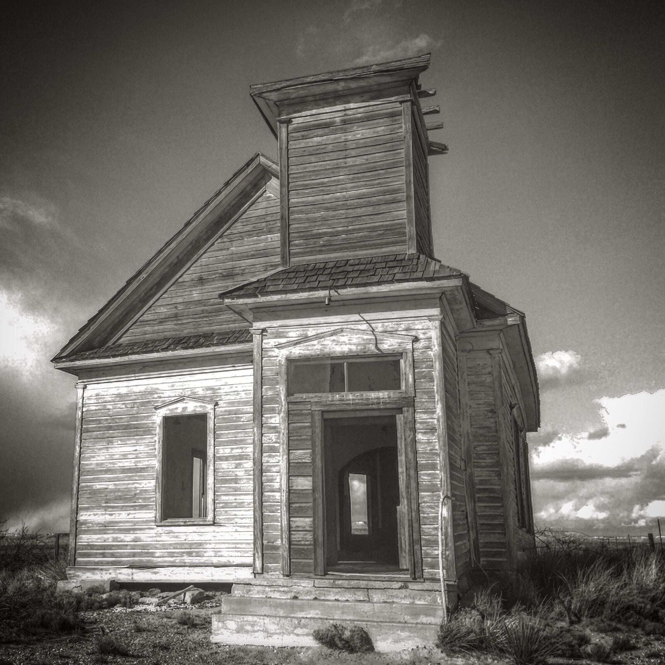 On the eastern outskirts of town, you will find the now-abandoned Taiban Presbyterian Church, which was built in 1908.