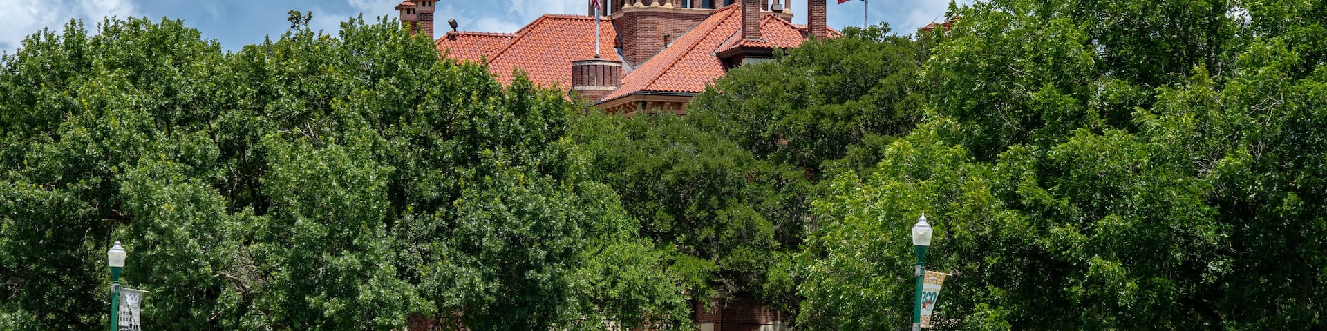 Gonzales County Courthouse in Gonzales, Texas