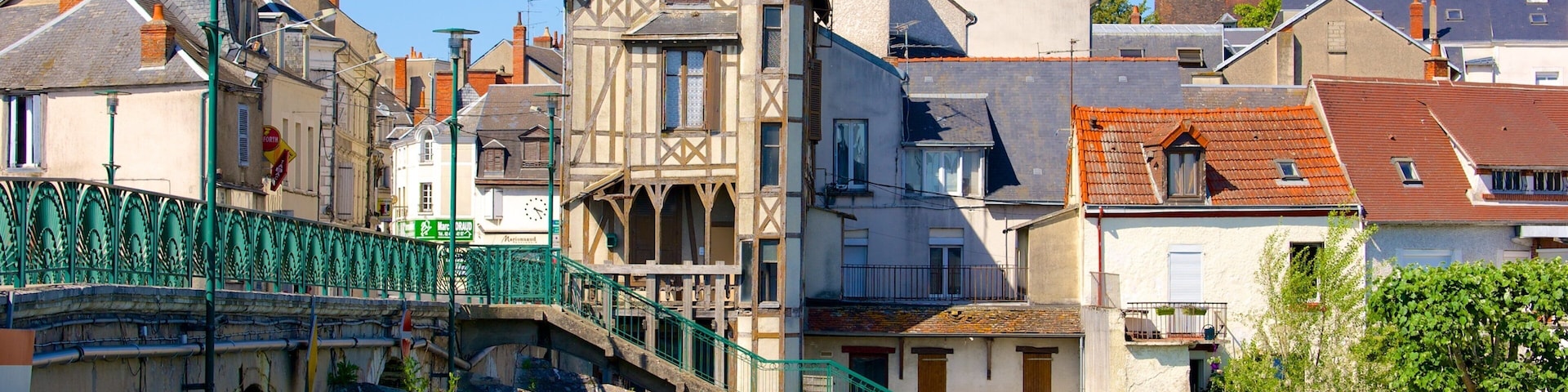 Vierzon which includes heritage elements and a bridge